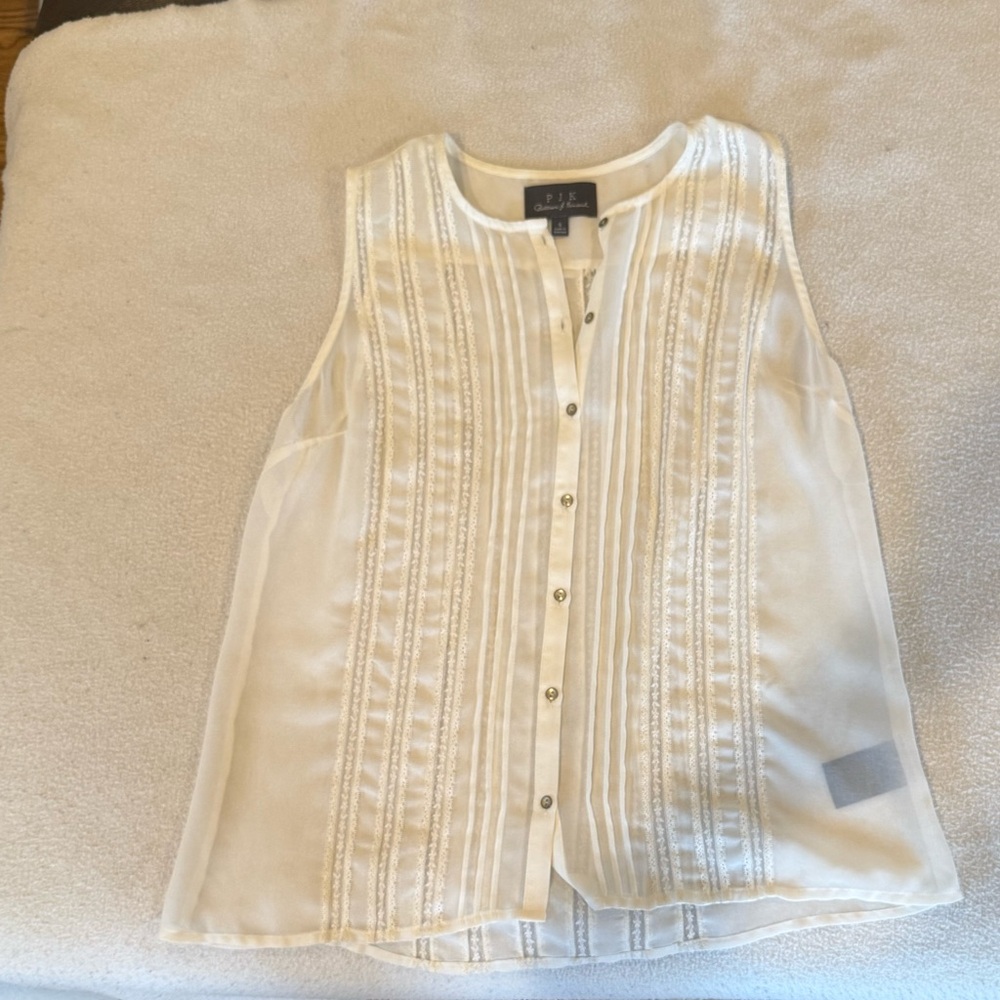 PJK Patterson J. Kincaid Cream Sleeveless Blouse